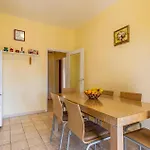Apartamento Front In With Wifi Pula