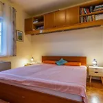 Front In With Wifi Apartamento *