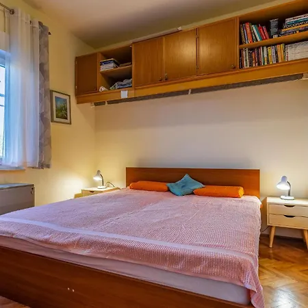 2 Bedroom Stunning In 公寓 *