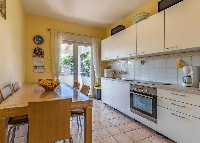 2 Bedroom Gorgeous In * Pula