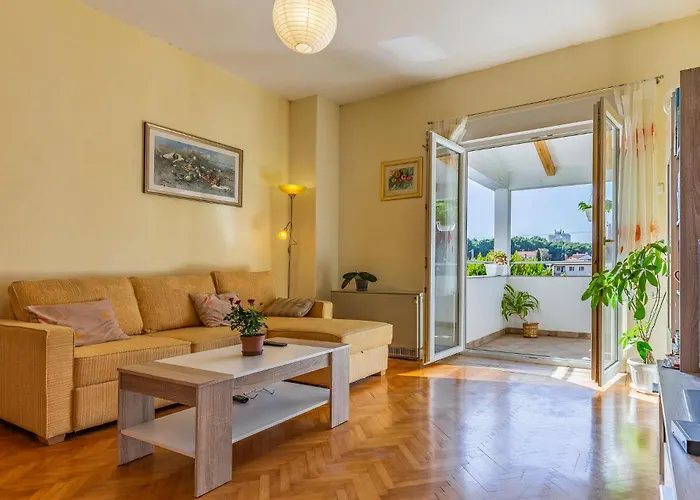 2 Bedroom Gorgeous In * Pula