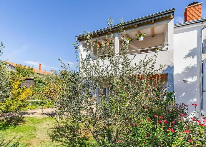 2 Bedroom Gorgeous In Daire